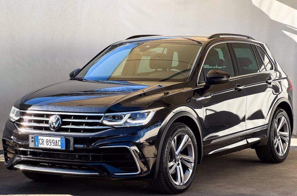 VOLKSWAGEN Tiguan 2.0 tdi r-line 150cv dsg