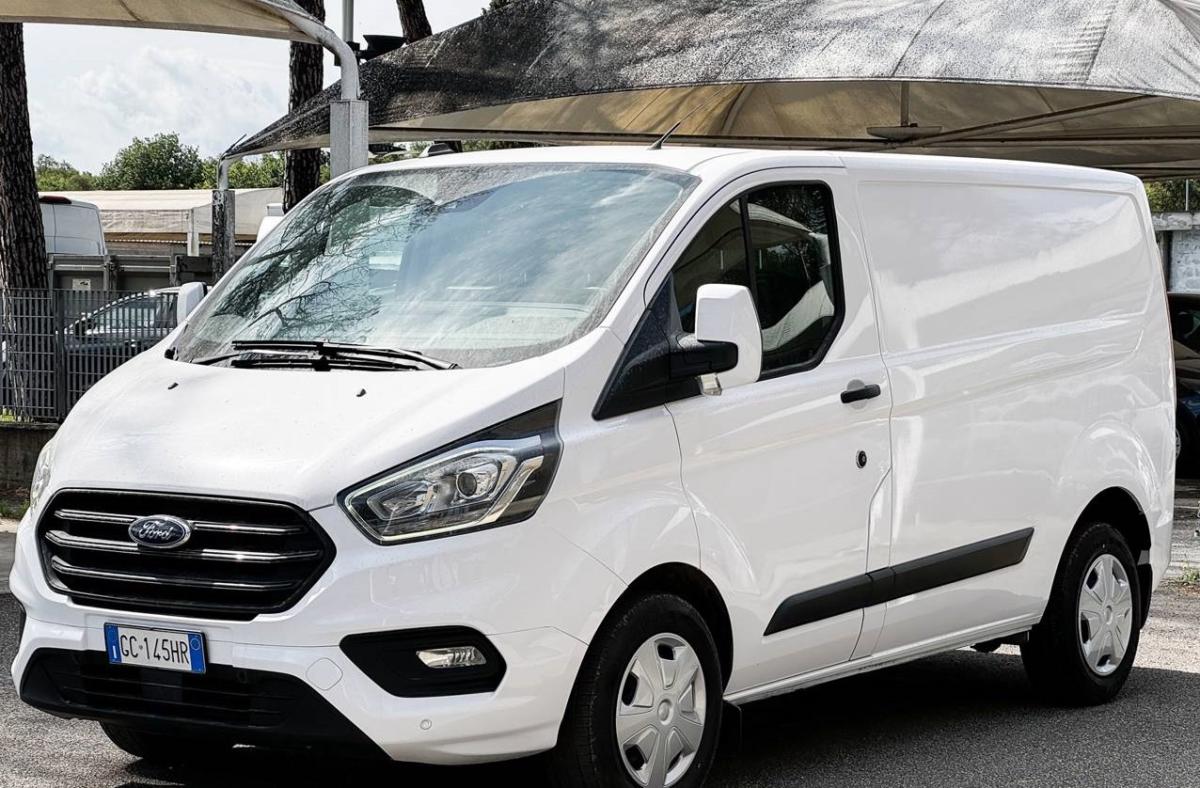 FORD Transit Custom  320 2.0 tdci  130cv Tit l1h1 e6.2 new - Usato - FORD